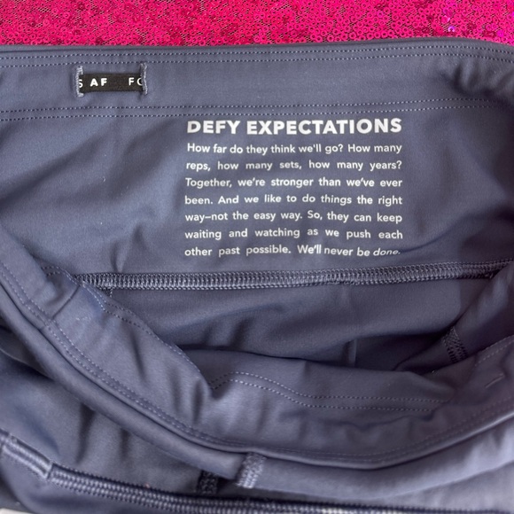 ATHLETA x Allyson Felix 💙 Navy Athletic High Waist Leggings, Reflective (Medium) - Picture 13 of 15